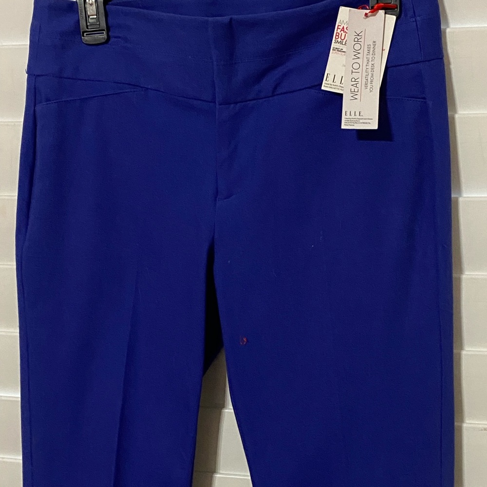 Chino-style capris with back seams.